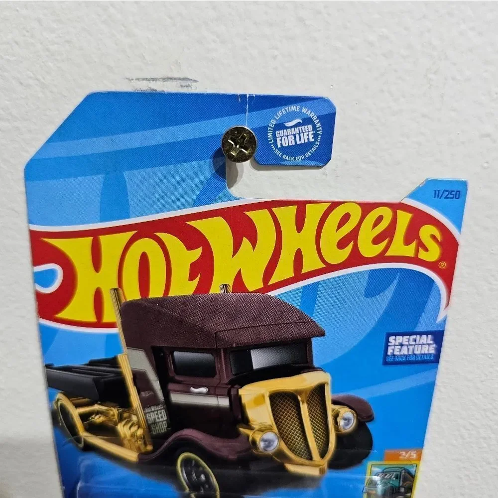 Hotwheels Brown Fast Bed Hauler